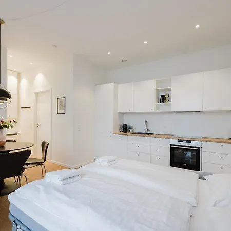 Elegant By The Grand Station 아파트 코펜하겐