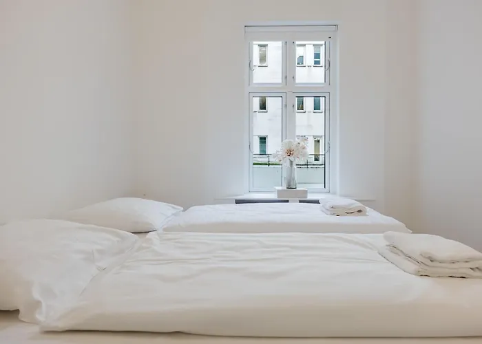 Elegant By The Grand Station Appartamento *